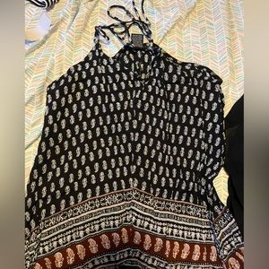 Black with red, size Small